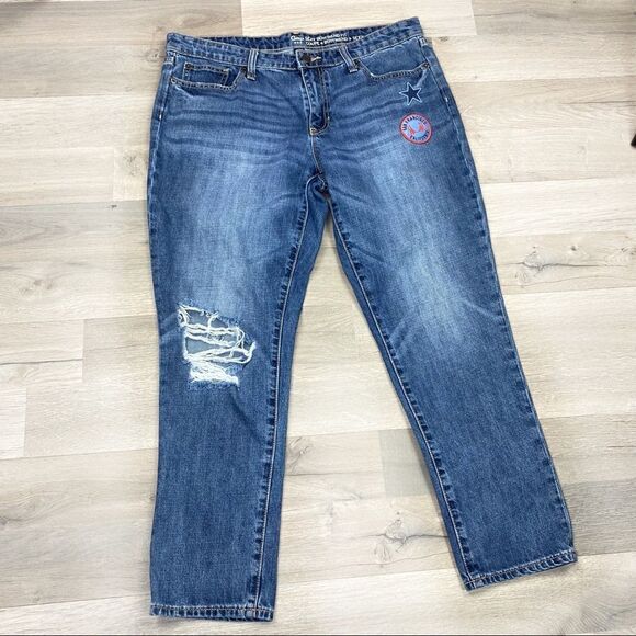 Gap Sexy Boyfriend Fit Distressed San Francisco Patch Crop Jeans Blue 10 - Picture 2 of 10